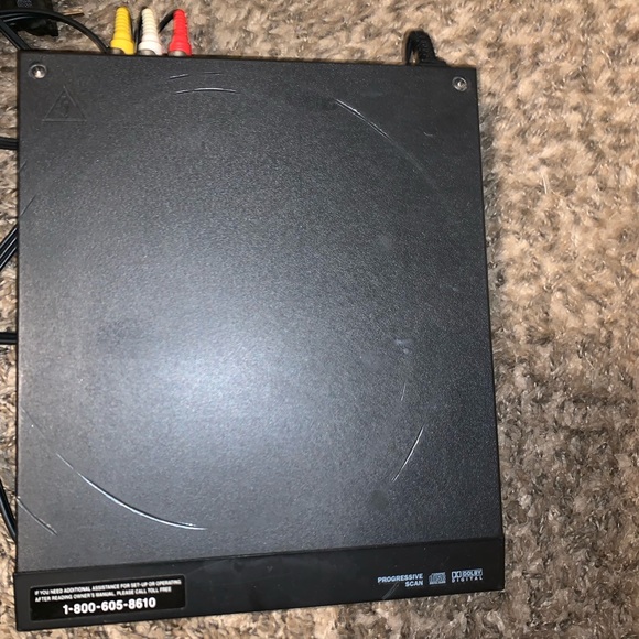 Magnavox DVD Player w/o remote - Picture 3 of 4